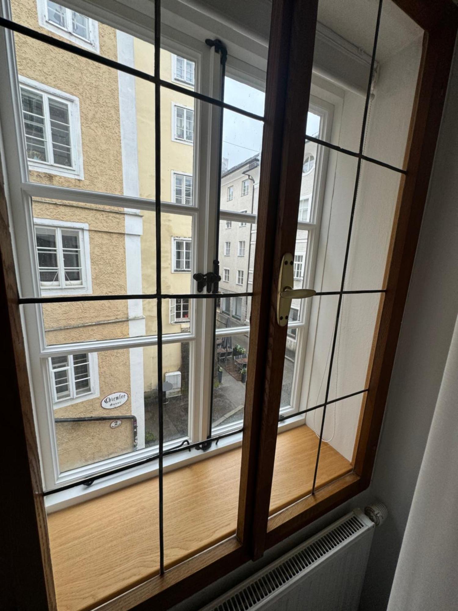 Guesthouse Mozart - Apartment House Salzburgo Exterior foto