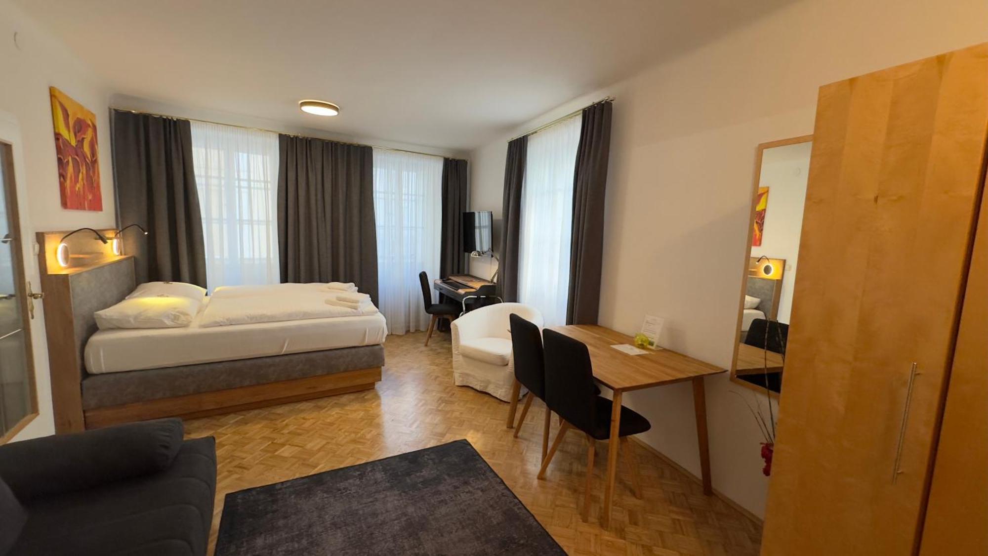 Guesthouse Mozart - Apartment House Salzburgo Exterior foto