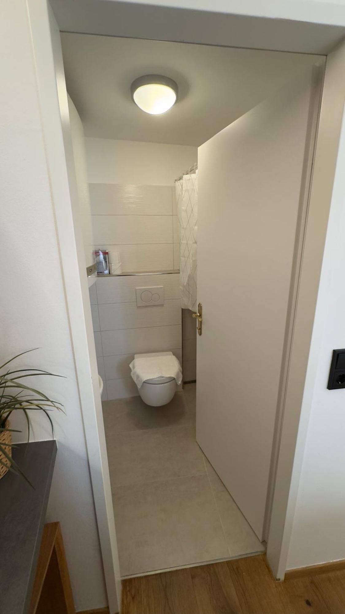 Guesthouse Mozart - Apartment House Salzburgo Exterior foto