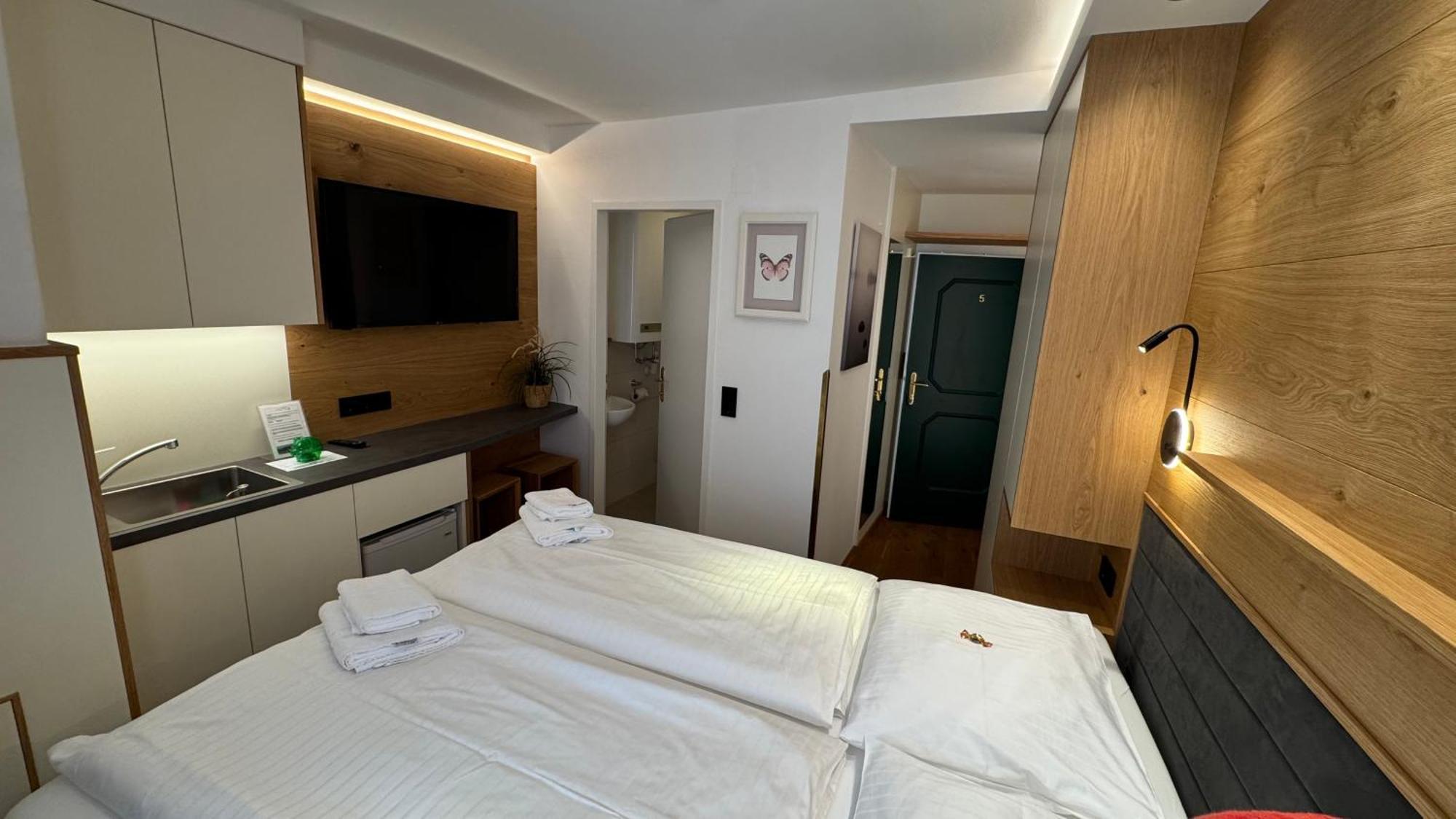 Guesthouse Mozart - Apartment House Salzburgo Exterior foto