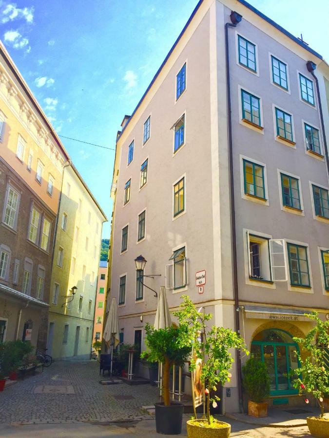 Guesthouse Mozart - Apartment House Salzburgo Exterior foto