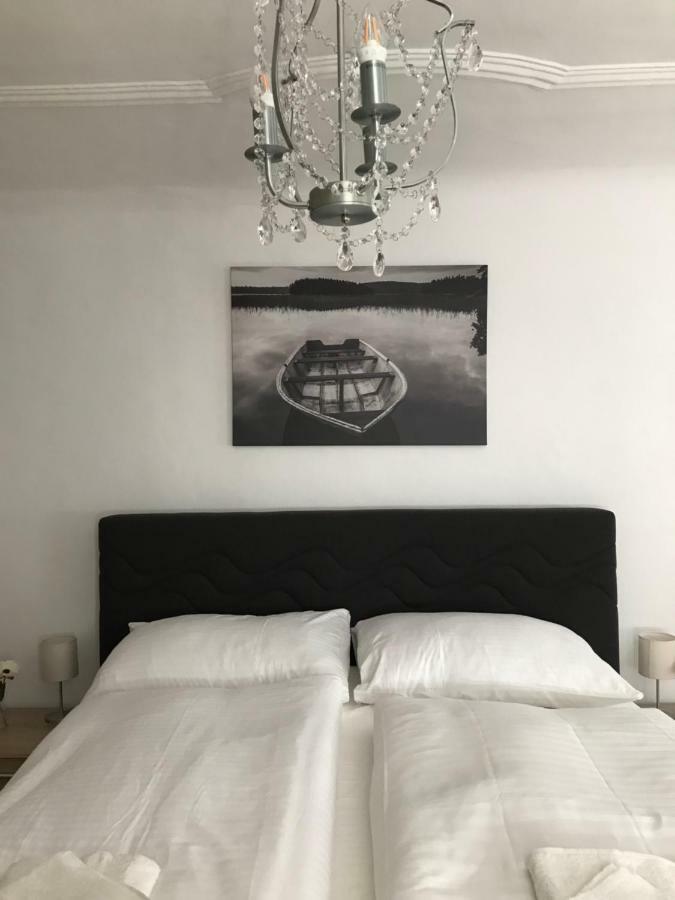 Guesthouse Mozart - Apartment House Salzburgo Exterior foto